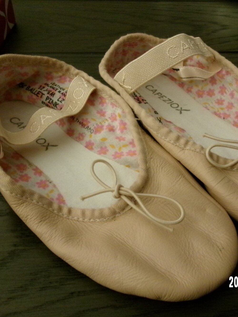 Capezio Daisy Ballet Slippers Girls Size 12.5 M Pink Leather Dance Shoes Exc